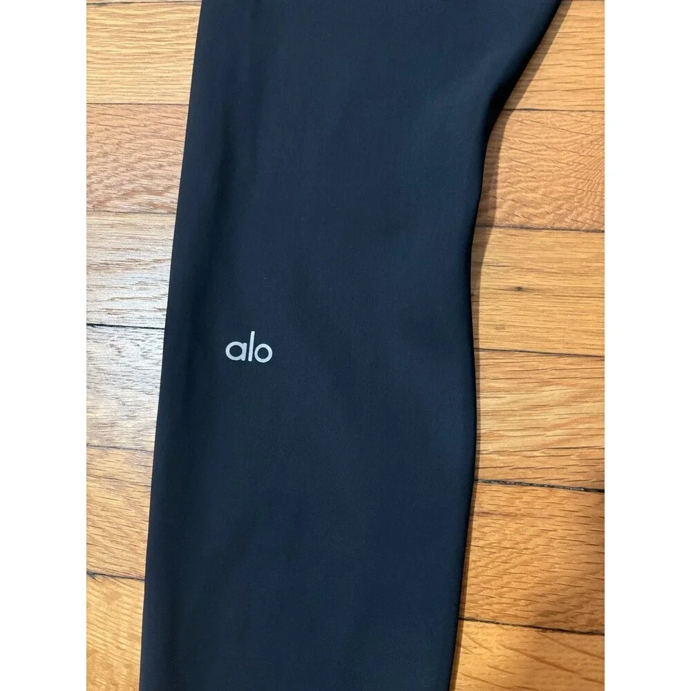 Alo Yoga Size M High Waist Ripped Warrior Black Leggings